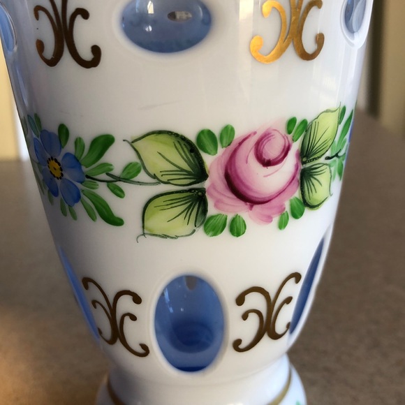 Beautiful small vase - Picture 5 of 5